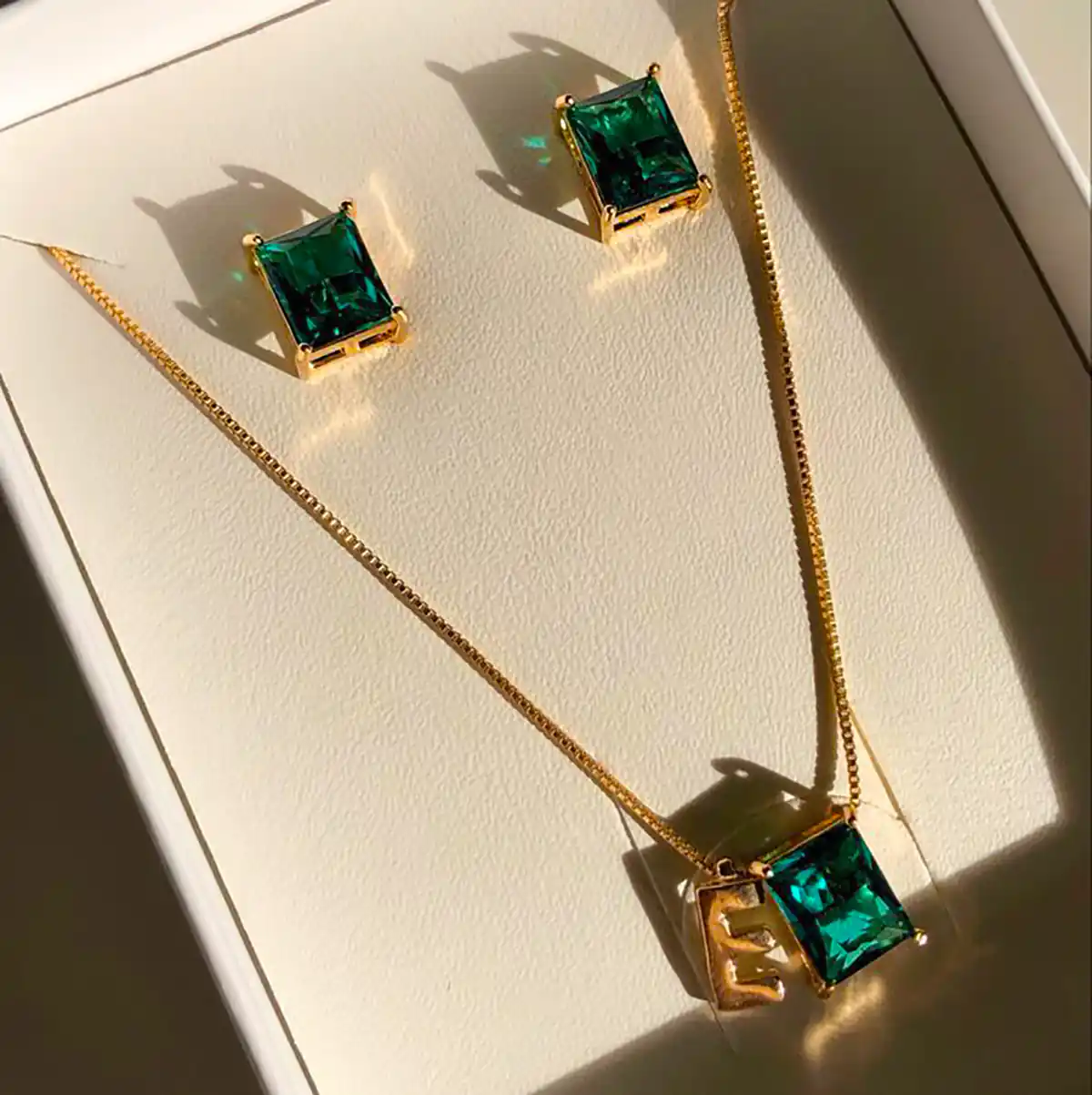 نیم ست سنگی طلا