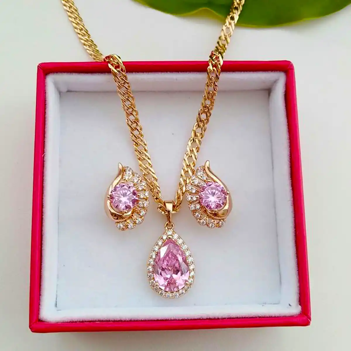 نیم ست سنگی طلا