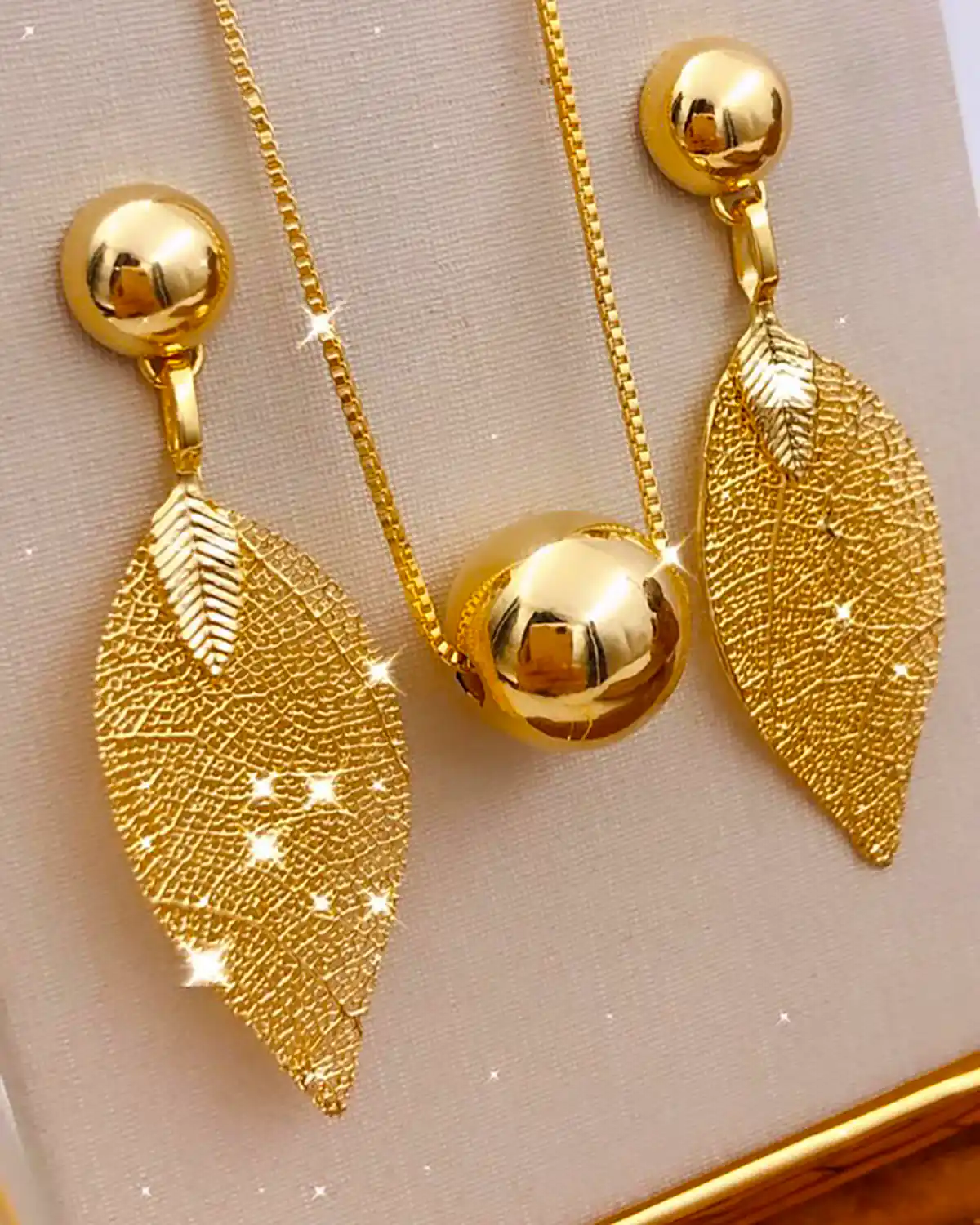 نیم ست طلا زیبا و جذاب