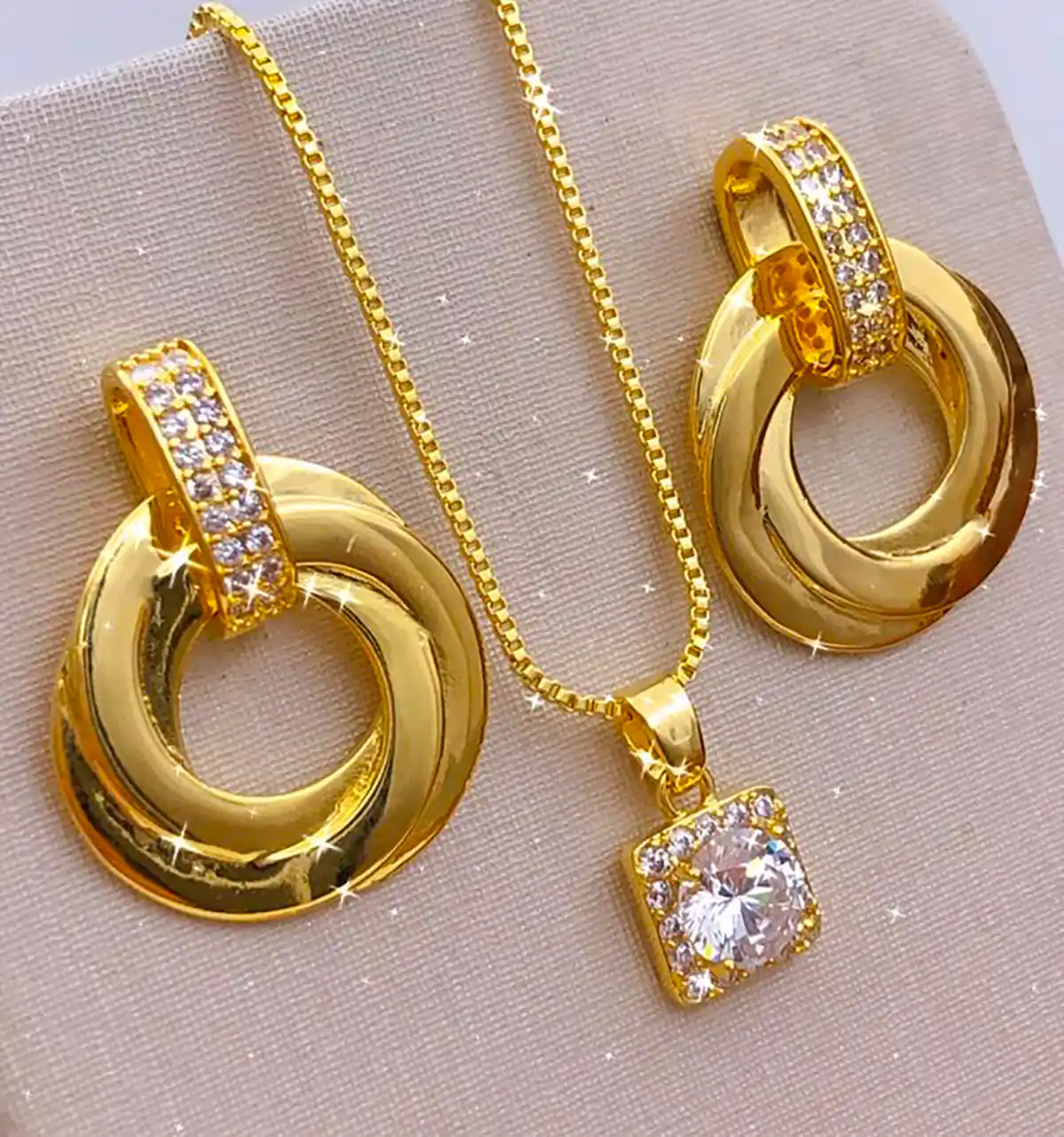 نیم ست طلا زیبا و جذاب