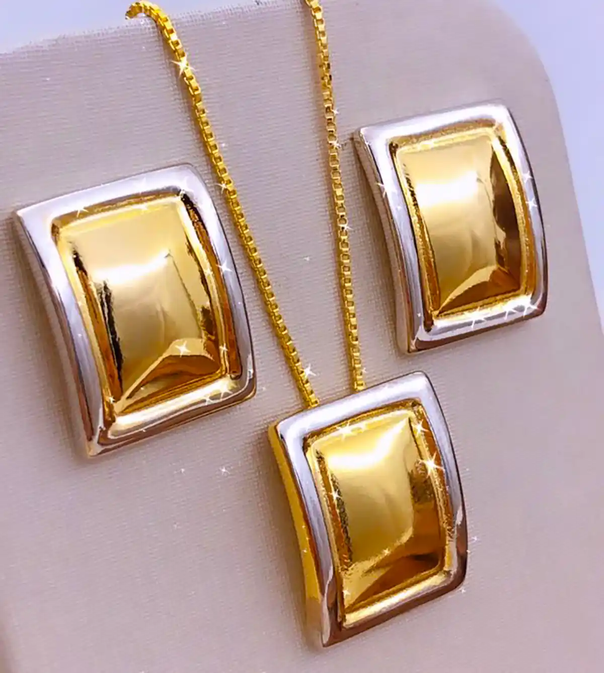 نیم ست طلا زیبا و جذاب