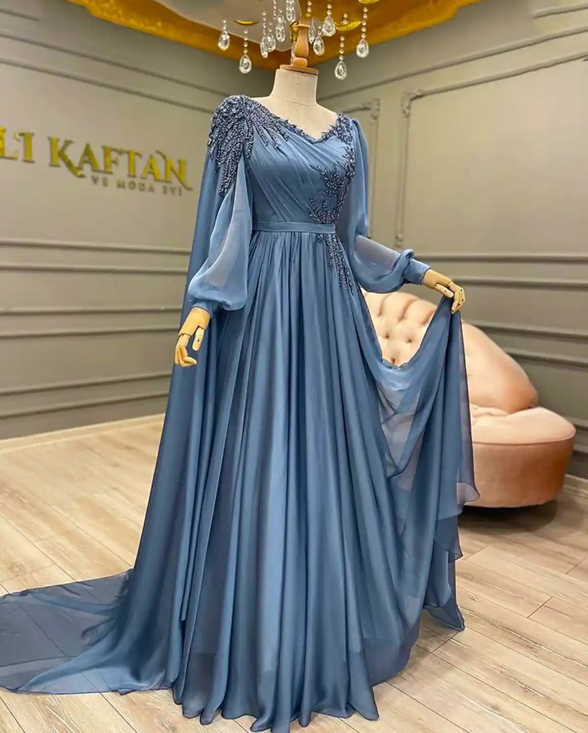 پیراهن مجلسی بلند زنانه