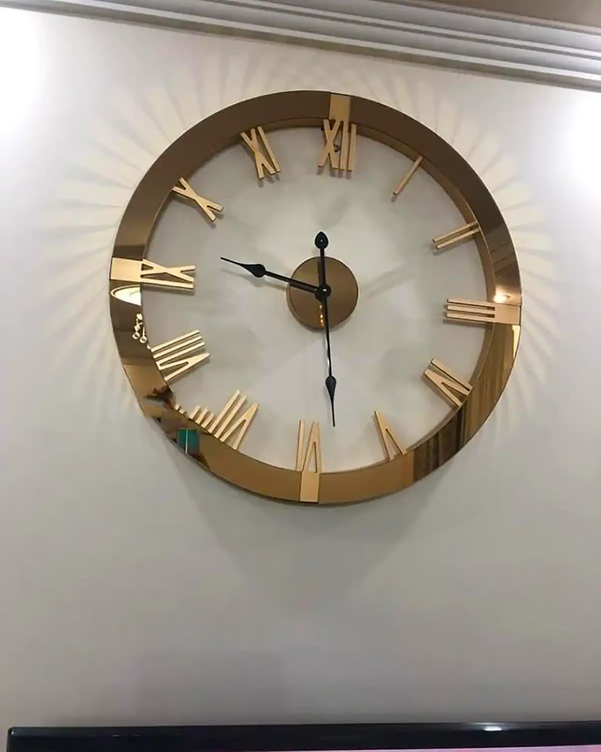 ساعت دیواری مدرن لوکس