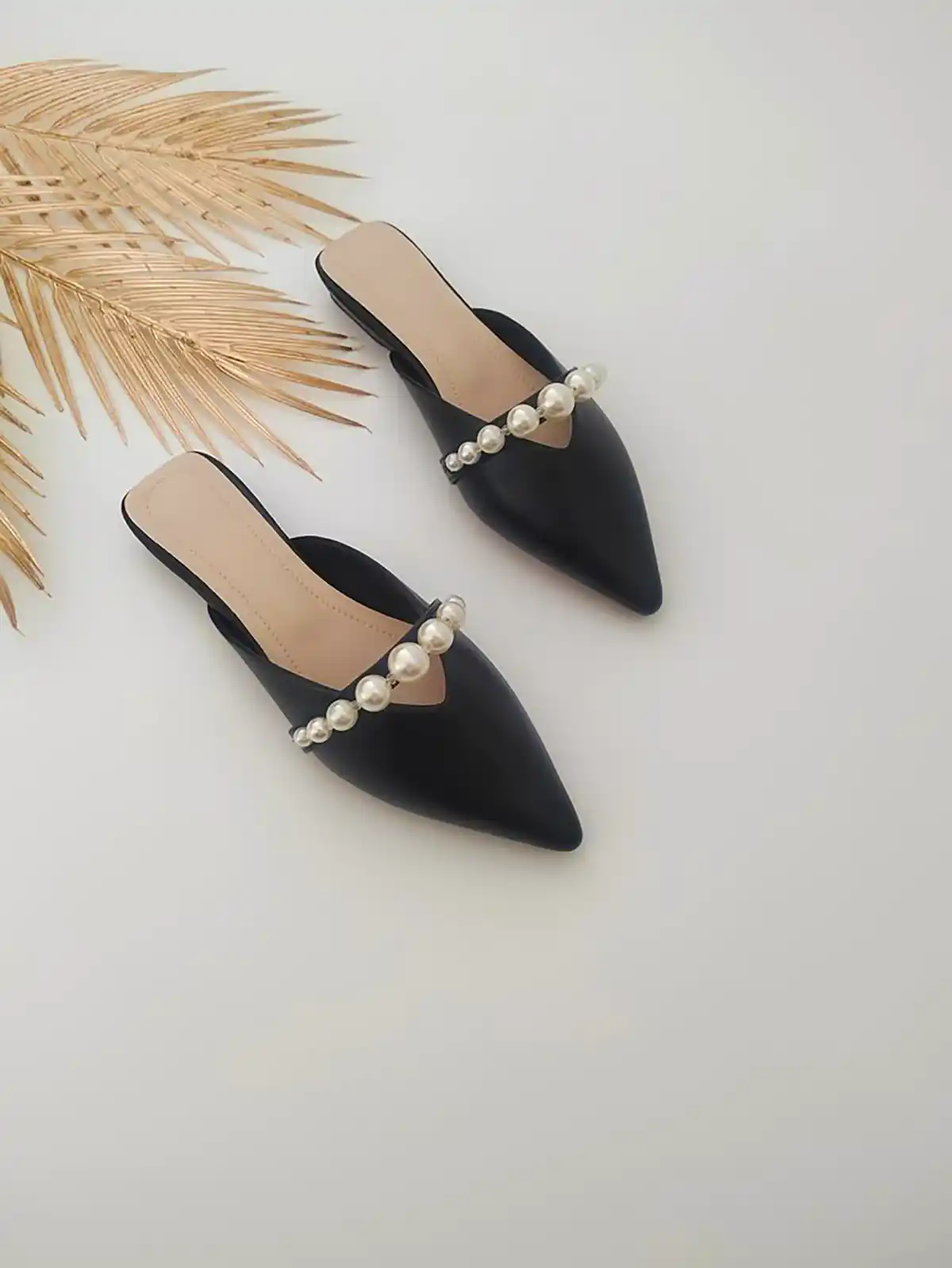 صندل جلو بسته شیک زنانه