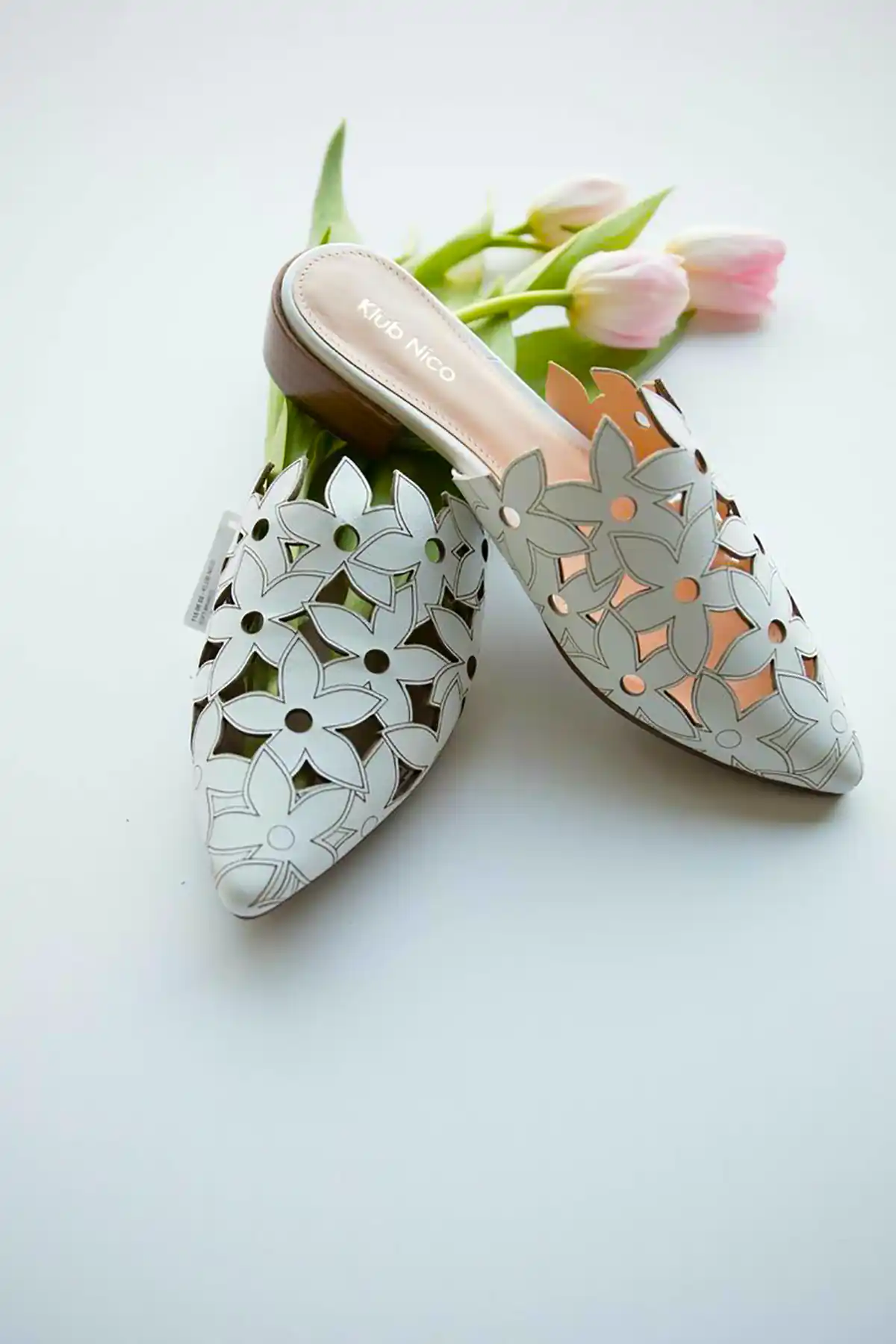 صندل جلو بسته شیک زنانه