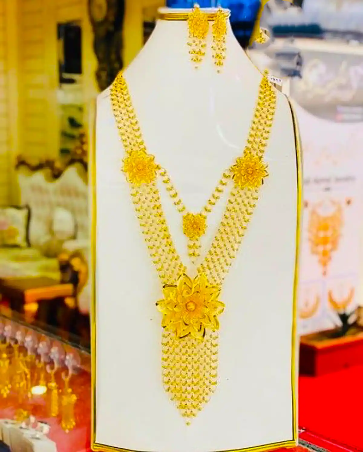 سرویس طلا نمادار هندی