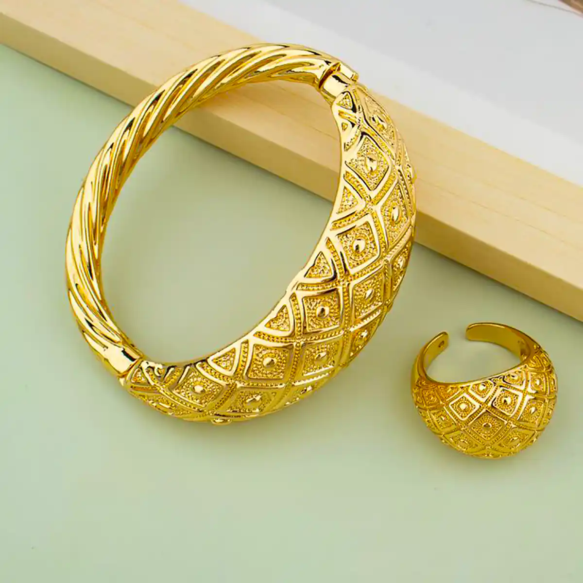 ست انگشتر دستبند زنانه طلا