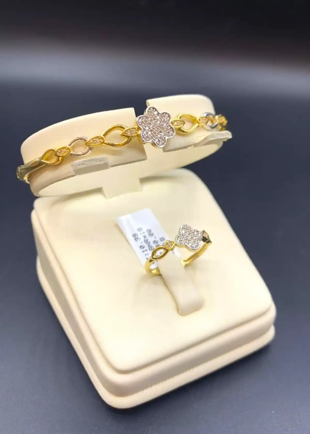 ست انگشتر دستبند زنانه طلا