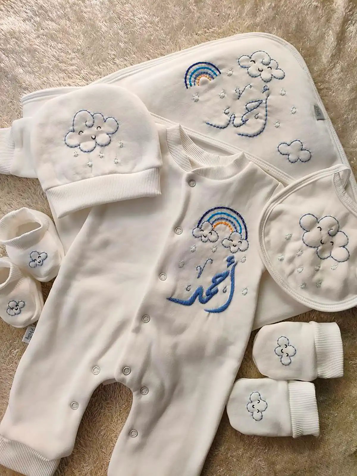 ست چند تیکه لباس نوزادی