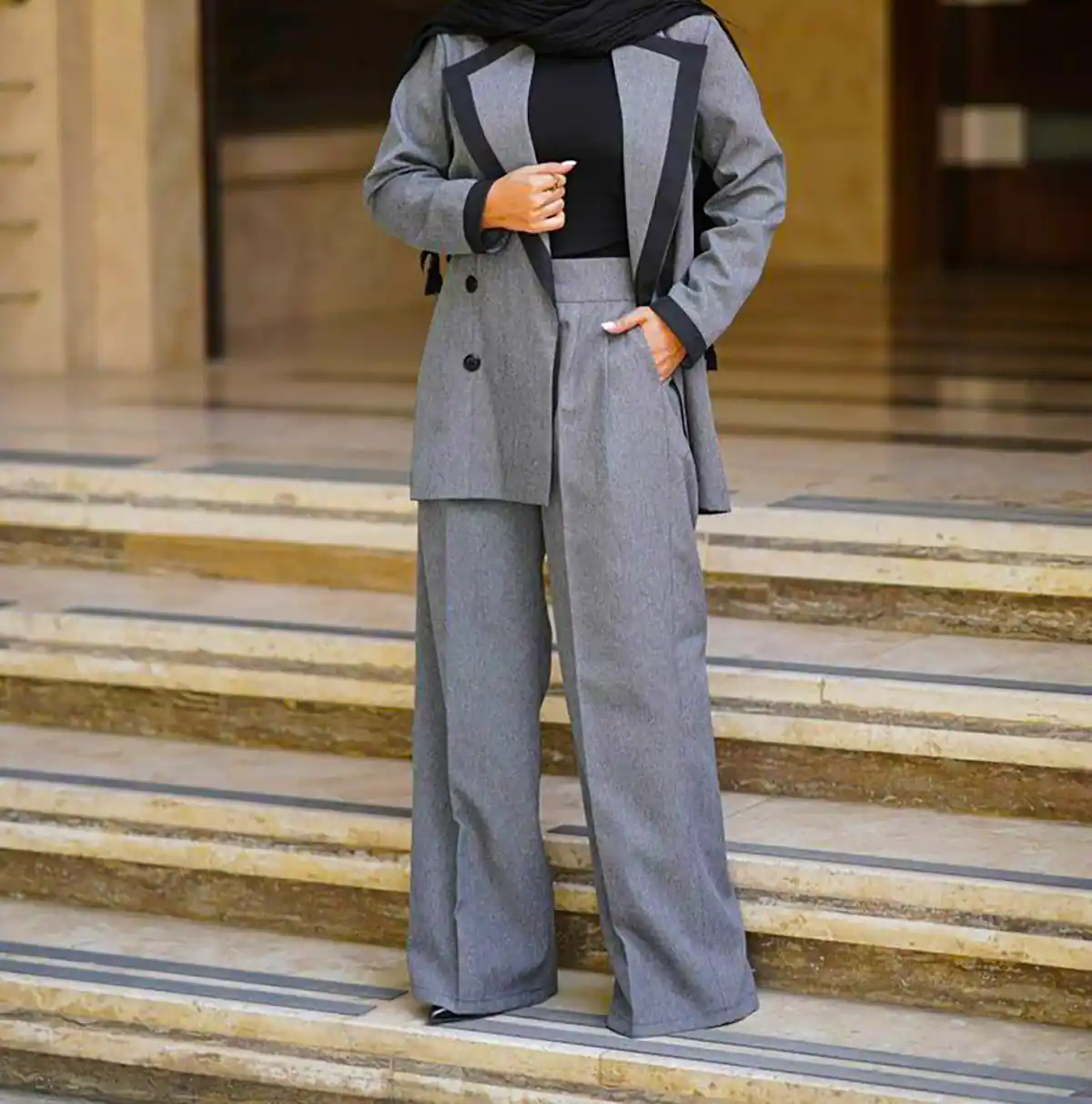 ست لباس بیرونی زنانه