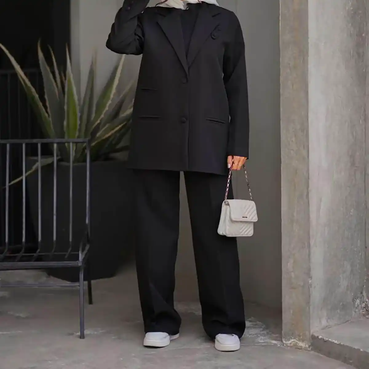 ست لباس بیرونی زنانه