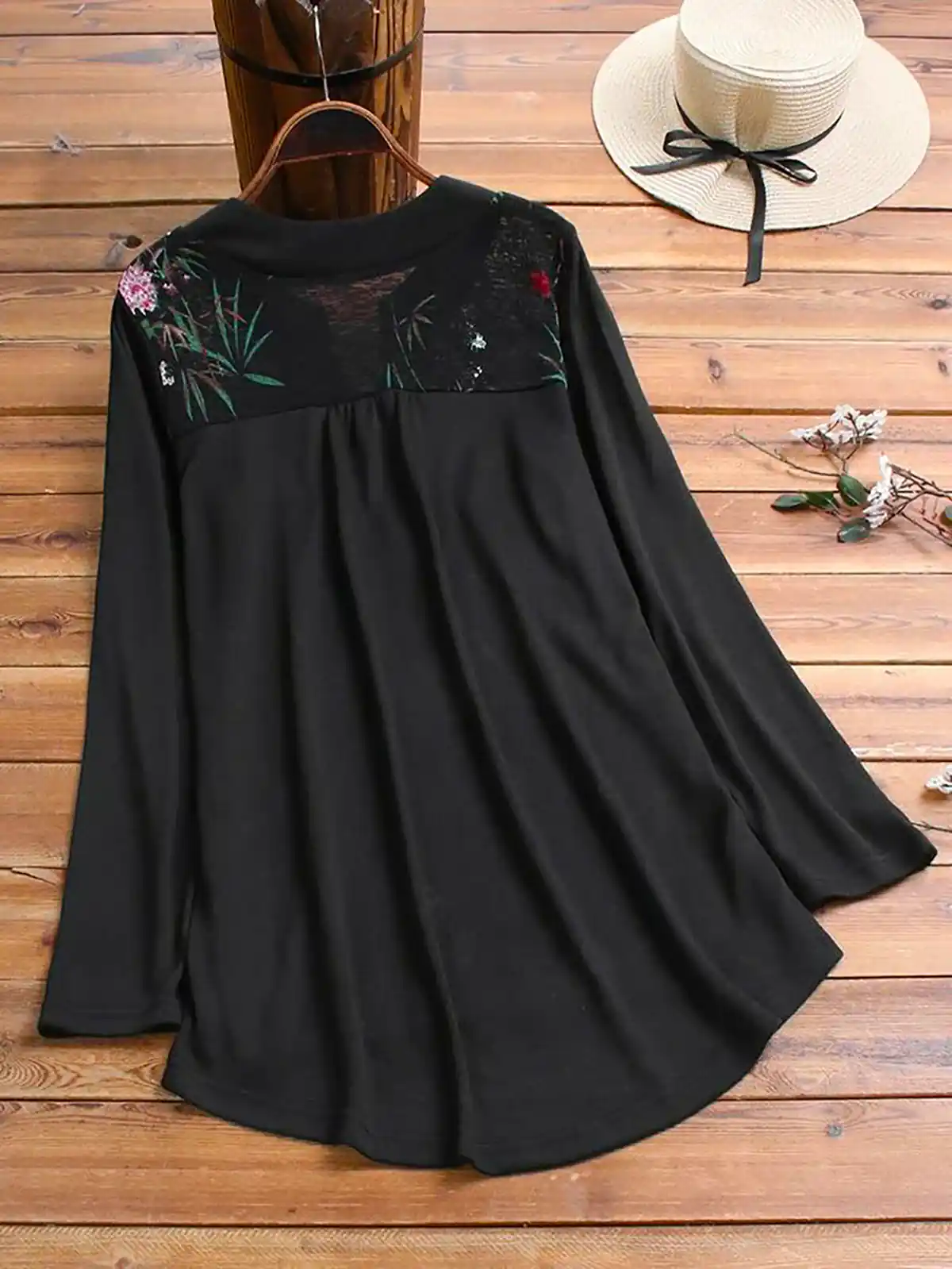 شومیز زیبا و خوش دوخت زنانه