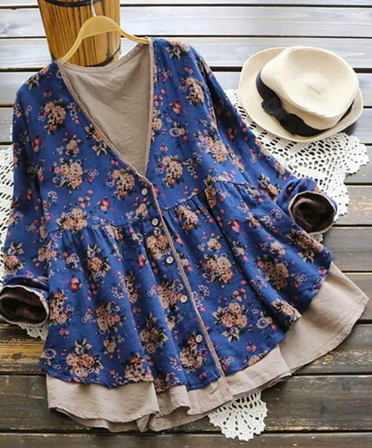 شومیز زیبا و خوش دوخت زنانه