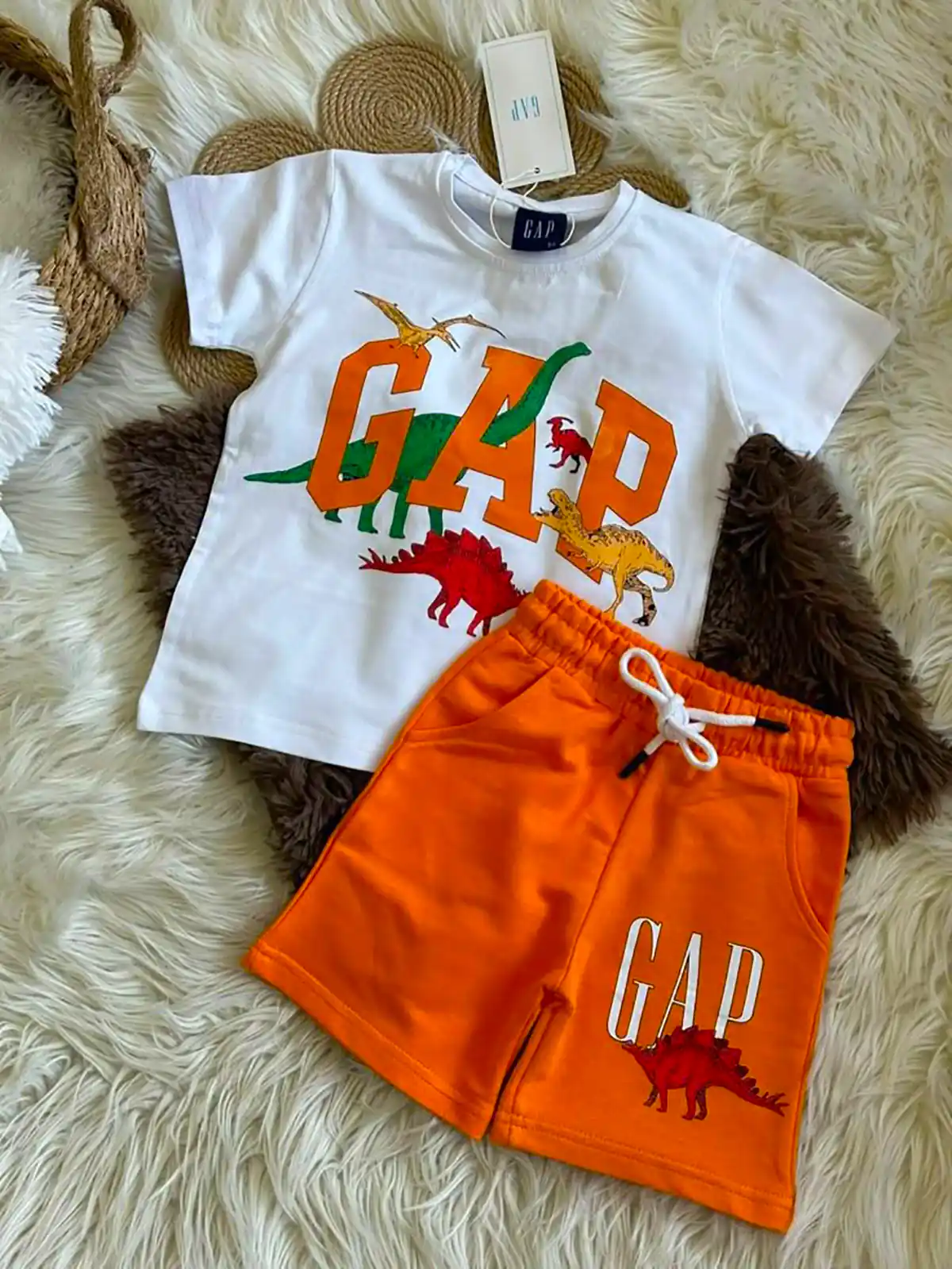 تیشرت شلوارک جذاب بچه گانه