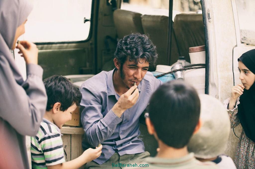 خلاصه داستان فیلم ویلایی ها+اسامی و عکس بازیگران