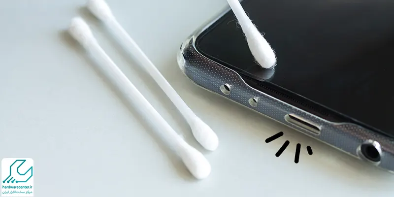 تمیز کردن اسپیکر گوشی از گرد و غبار (صدا مثل روز اول)