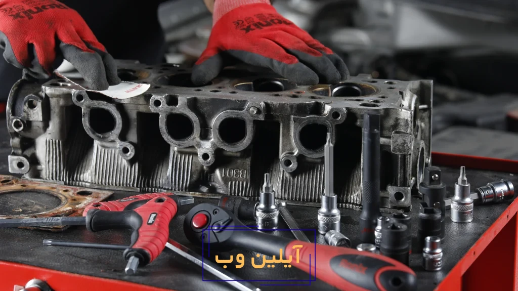 کاپوت بازشده